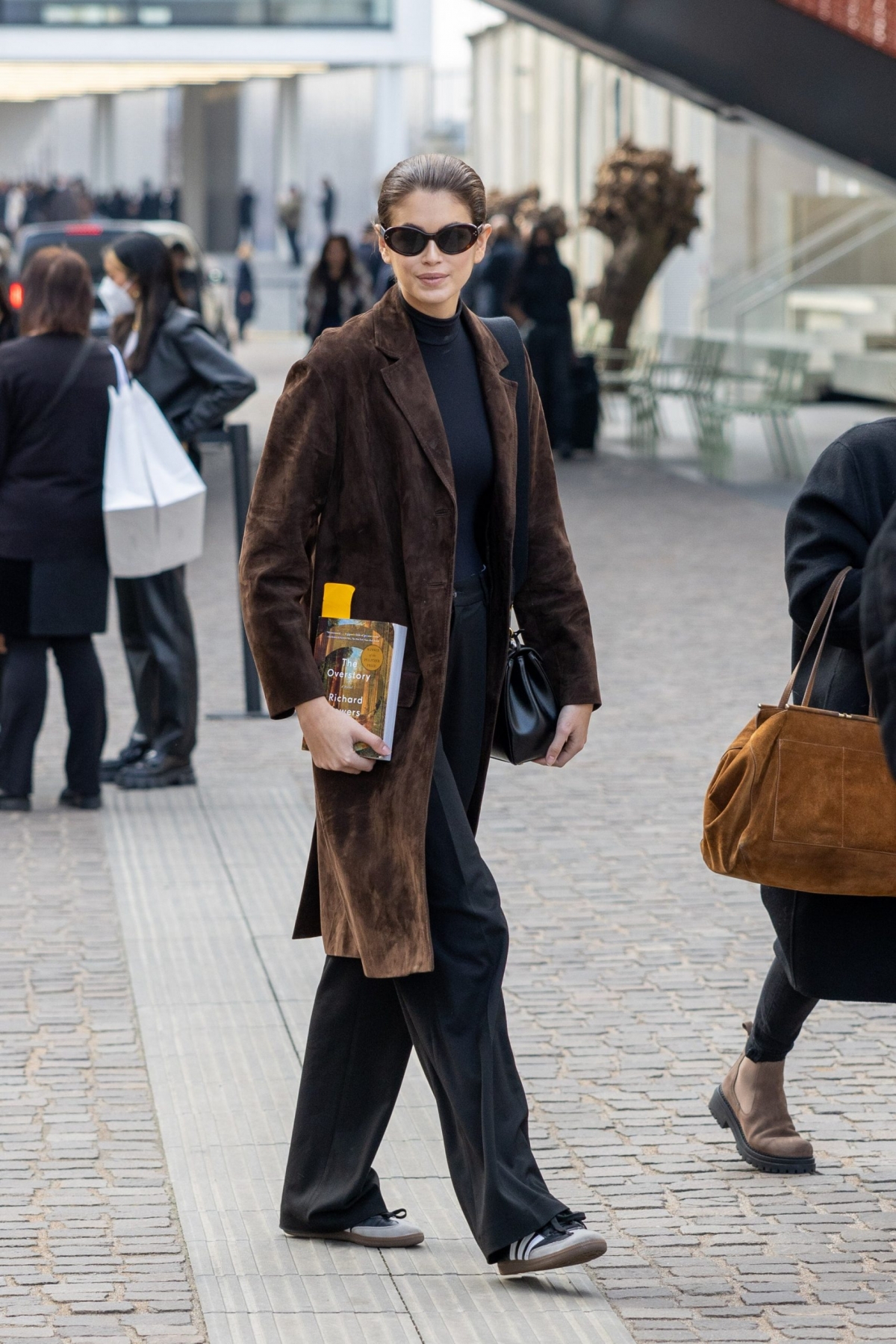 Kaia Gerber tại Milan Fashion Week. (Ảnh: Arnold Jerocki)